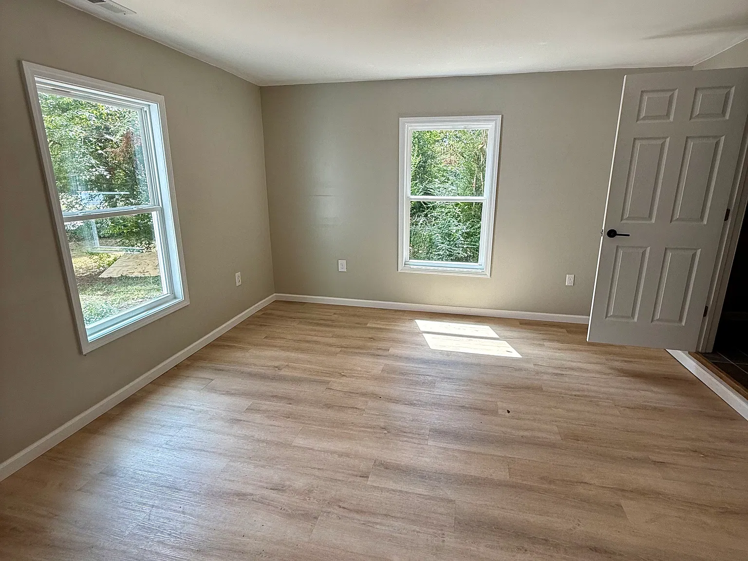 3 bed, 1324 sqft, $1,500 — Photo 4