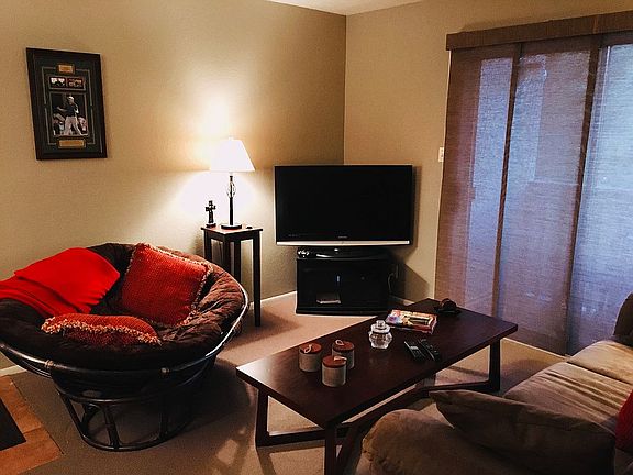 2nd image of 941 Calle Mejia APT 213