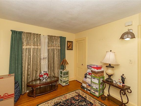 4th image of 5110 Garfield Ave