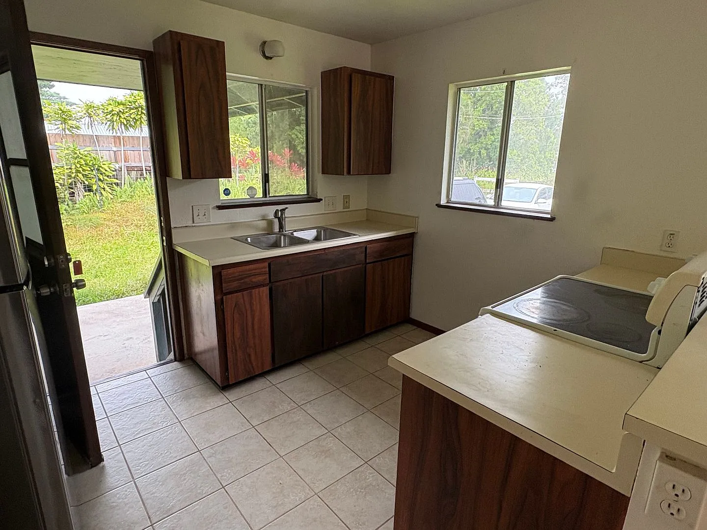 2 bed, 1.0 bath, 864 sqft, $2,100 — Photo 3