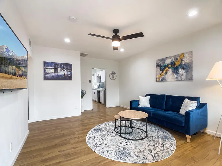508 E Willetta St #2 — Photo 1