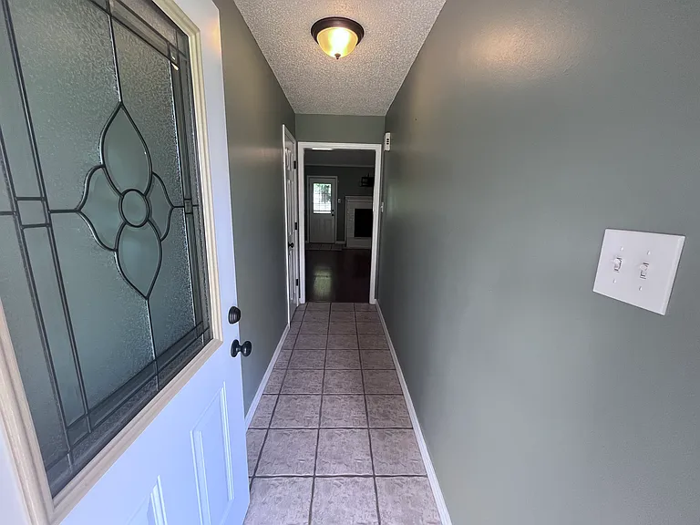 28 Burns Dr — Photo 5