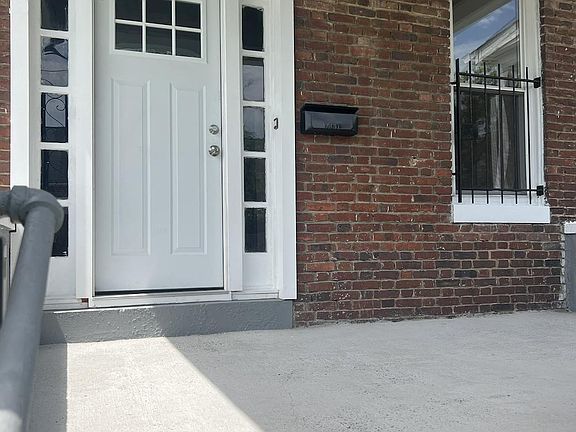 2nd image of 2206 Bryant Ave #3