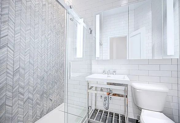 Rented by Urbane Brokerage | media 12