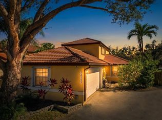 12155 Cuddington Ct, Wellington, FL 33414