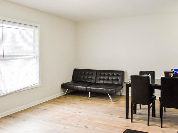 2nd image of 9333 S Harlem Ave APT 2B