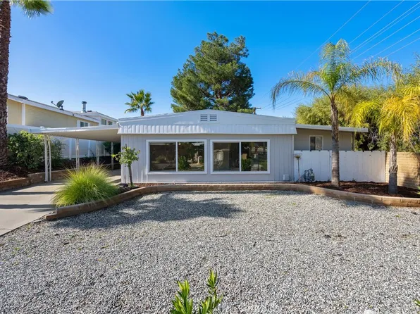 23634 Big Tee Dr, Canyon Lake, CA 92587