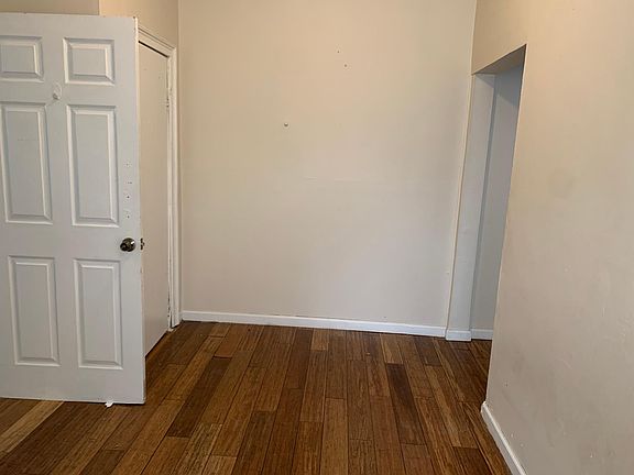 5th image of 73 Monroe Ave Floor 1
