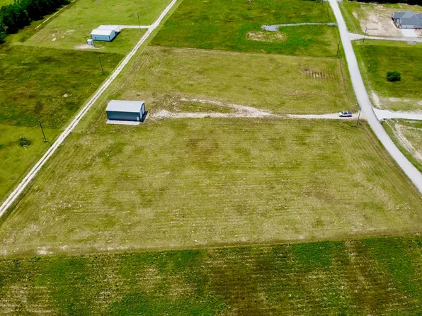 21254 Mayberry Ln, Livingston, LA 70754