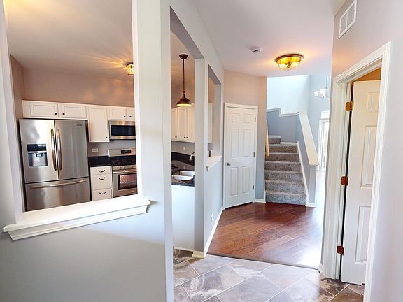 3rd image of 1463 Doolittle Ln