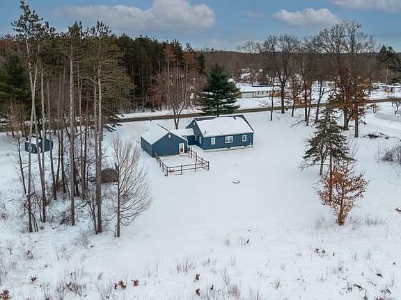 2nd image of 2774 S Johnson Rd