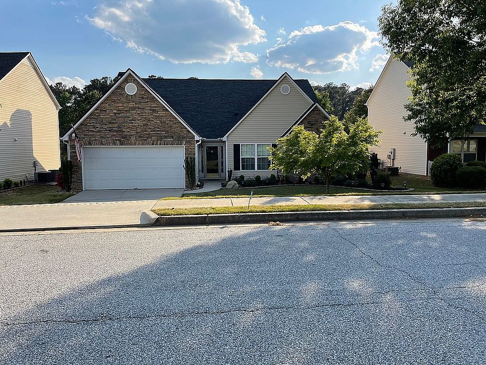 1st image of 2367 Swan Lake Dr