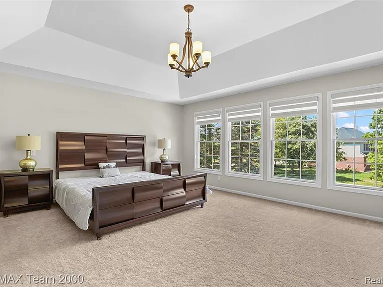 1248 Lasalle Rd — Photo 52