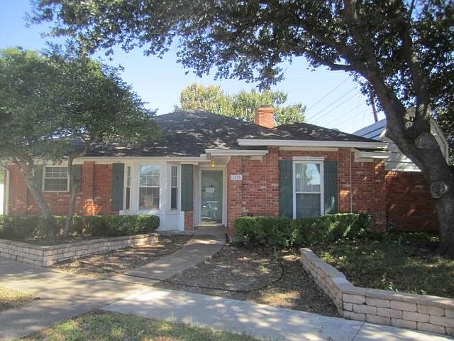 1st image of 1233 Whispering Oaks Ln