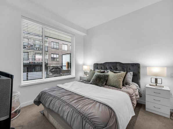 2 bedroom rental in Surrey — photo 26