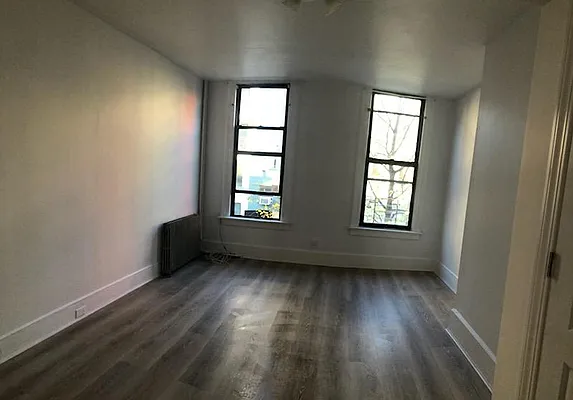 Rented by Apple Exclusive Realty Inc | media 29