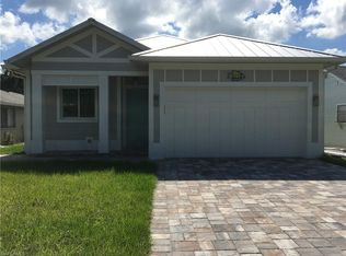 1224 Solana Rd, Naples, FL 34103