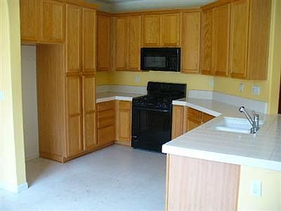 4th image of 1840 Carneilian Dr