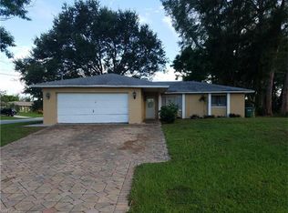 216 SW 26th Ter, Cape Coral, FL 33914
