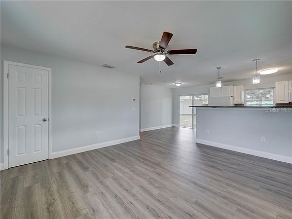 5th image of 3401 Aloha Dr