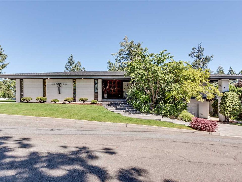 1st image of 3920 W Canyon Dr