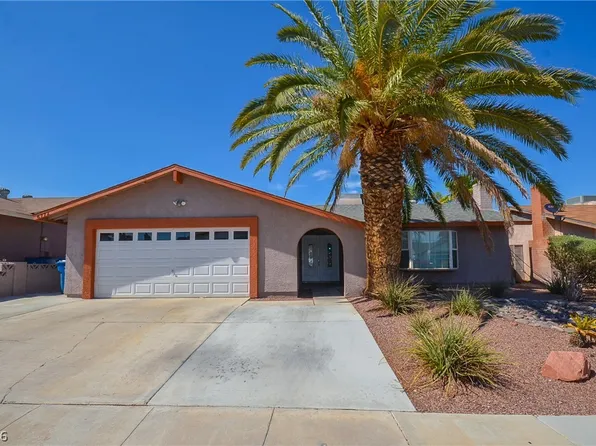 6772 Carrera Dr, Las Vegas, NV 89103