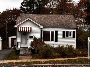 105 Beaverbrook Ave, Saint John, NB E2K2W8