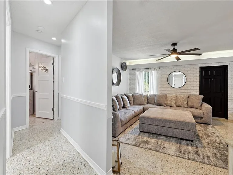 4416 Jamerson Pl — Photo 4