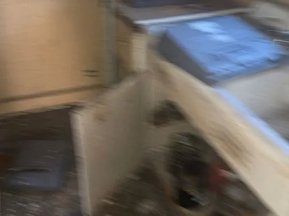 67 Gaines St, Montgomery, WV 25136