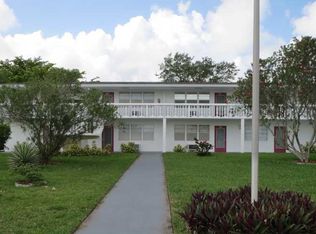 240 Oakridge Ct #O, Deerfield Beach, FL 33442