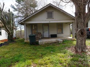 301 N Davis Ave, Newton, NC 28658