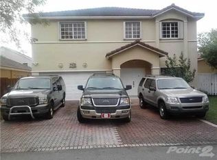 7818 NW 193rd Ter, Hialeah, FL 33015