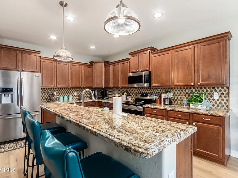 2695 E Rakestraw Ln — Photo 13