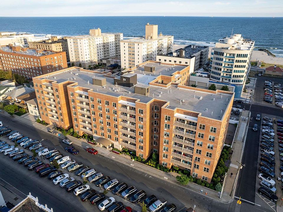 1st image of 410 E Broadway #6O