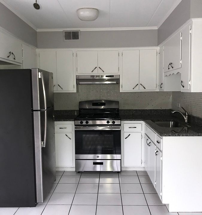1st image of 9733 S Cicero Ave APT 1NE