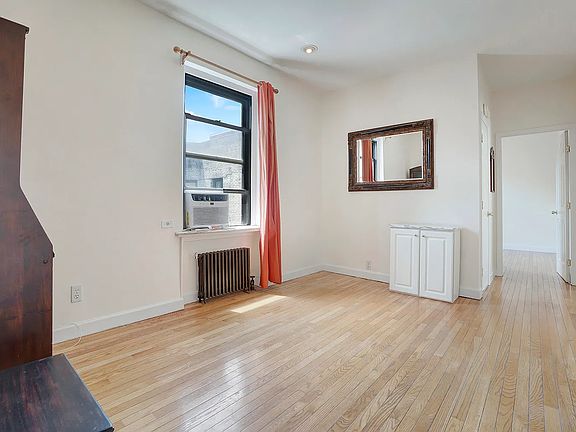 3rd image of 2168 35th St APT 5B