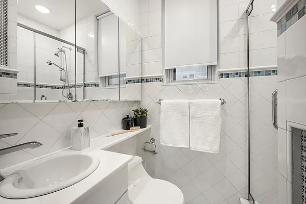 Sold by Compass | media 9