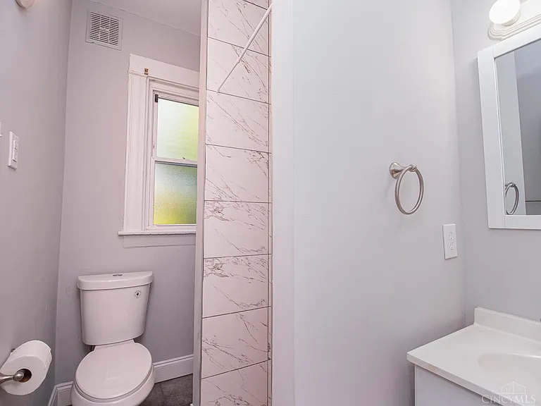 2119 Slane Ave #2 — Photo 9