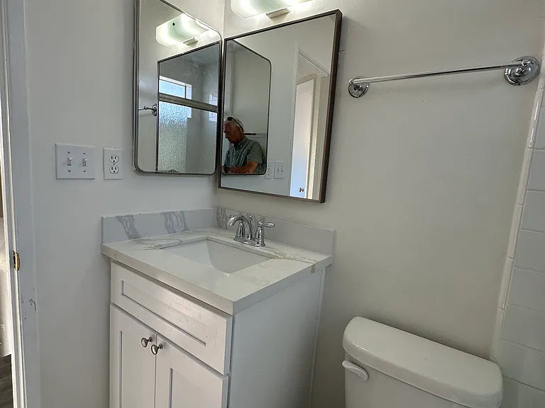 656 E Le Mar Park Dr #D — Photo 17