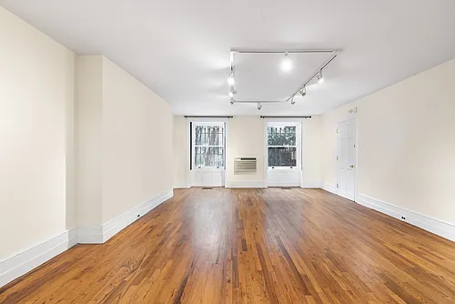 32 Remsen St #1F Photo 1