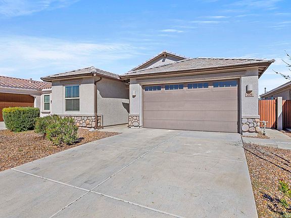 3rd image of 276 W Organ Pipe Dr