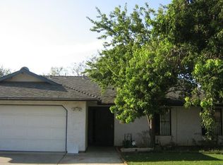 4960 E Huntington Ave, Fresno, CA 93727