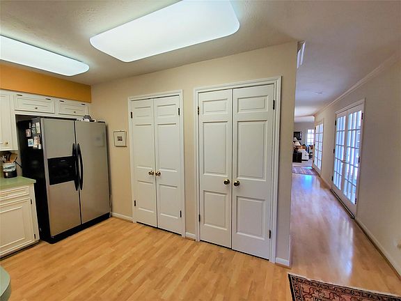 5th image of 3501 Crosscreek Ct