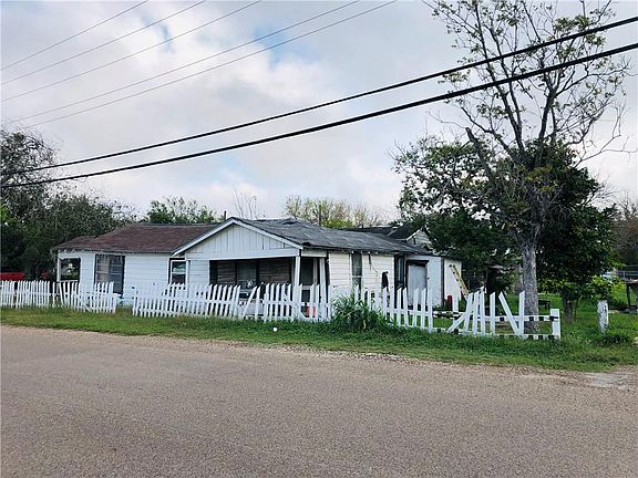 5th image of 1040 Nebraska St