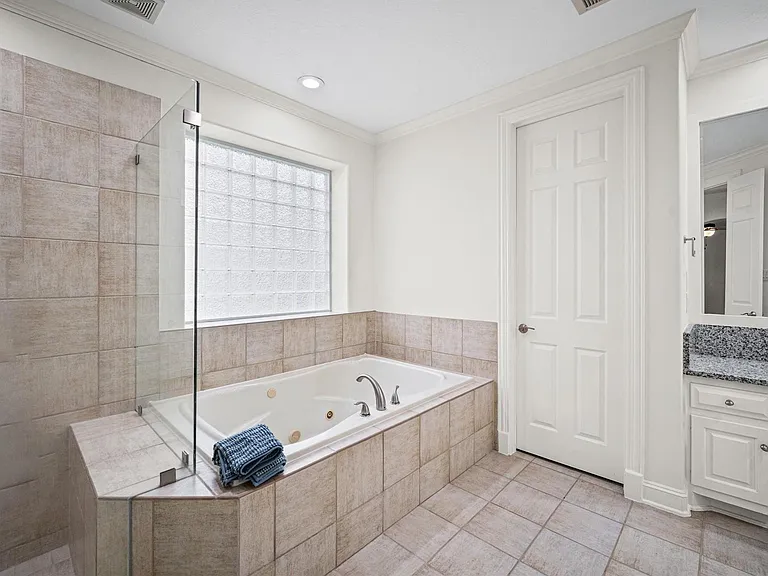 14227 Flower Creek Ln — Photo 21