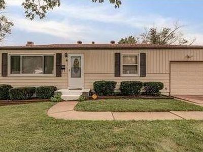 9907 Gloucester Dr, Saint Louis, MO, 63137