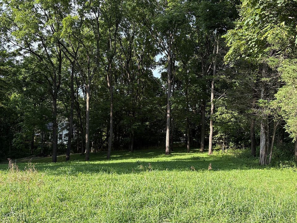 2nd image of 45 Jefferson Valley