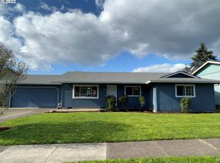3905 E Aquarius Blvd, Newberg, OR 97132