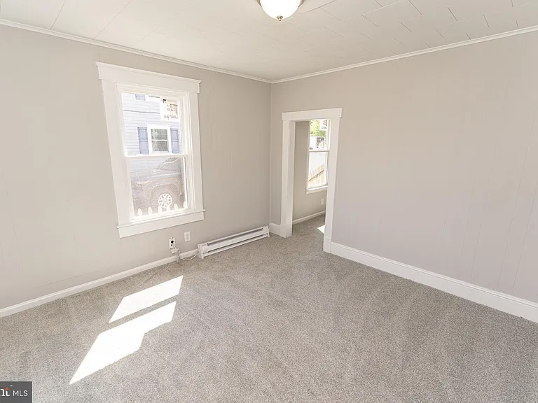 1507 Race St — Photo 24