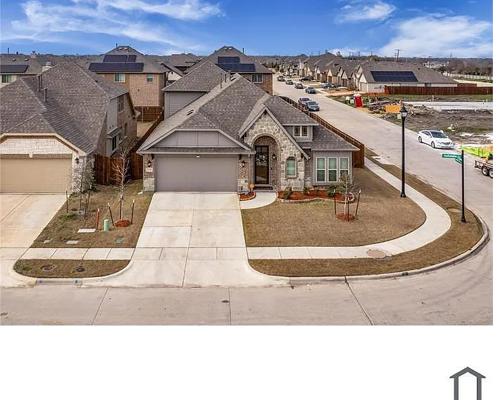 3101 Southampton Dr — Photo 7